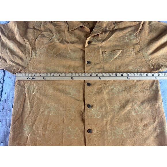 Tommy Bahama Short Sleeve Silk Shirt, Size Medium - Picture 2 of 5